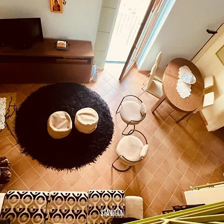 Luce Nei Sassi Eleganza E Belvedere Матера